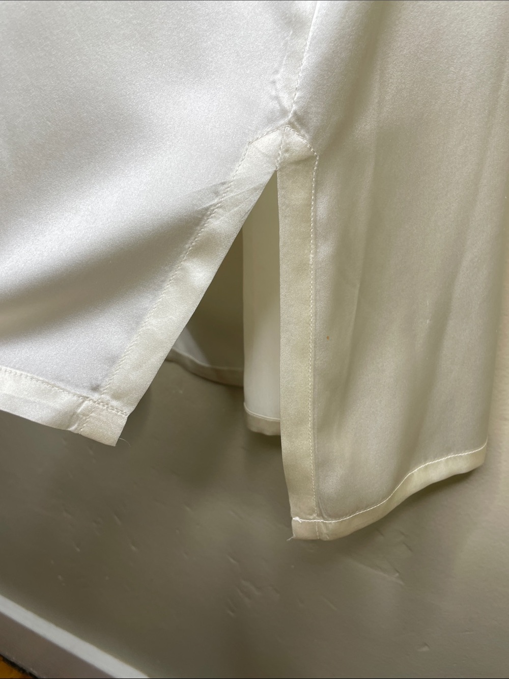 SILK MAISON Ivory MULLBERRY Silk Long Button Down Quiet Luxury Shirt Blouse Lg - Picture 4 of 14